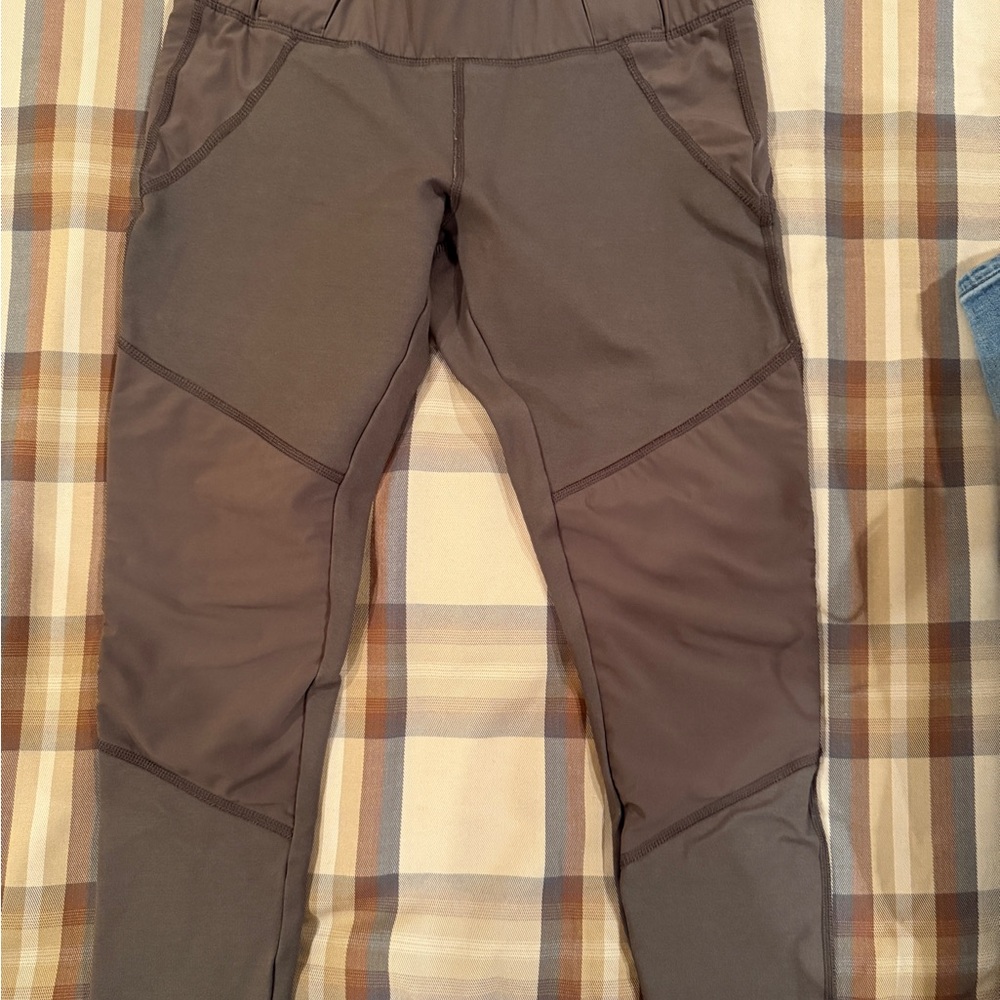 Stylish 5.11 Range leggings in Brown